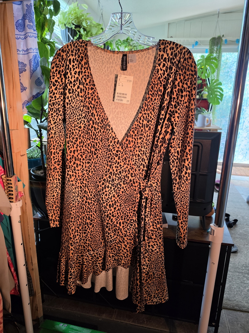 H&M Divided NWT Leopard Print Wrap Mini Dress Size 8 Long Sleeve Ruffle Hem